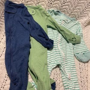 3 piece set of footed, double zippered sleepers, with built in mittens